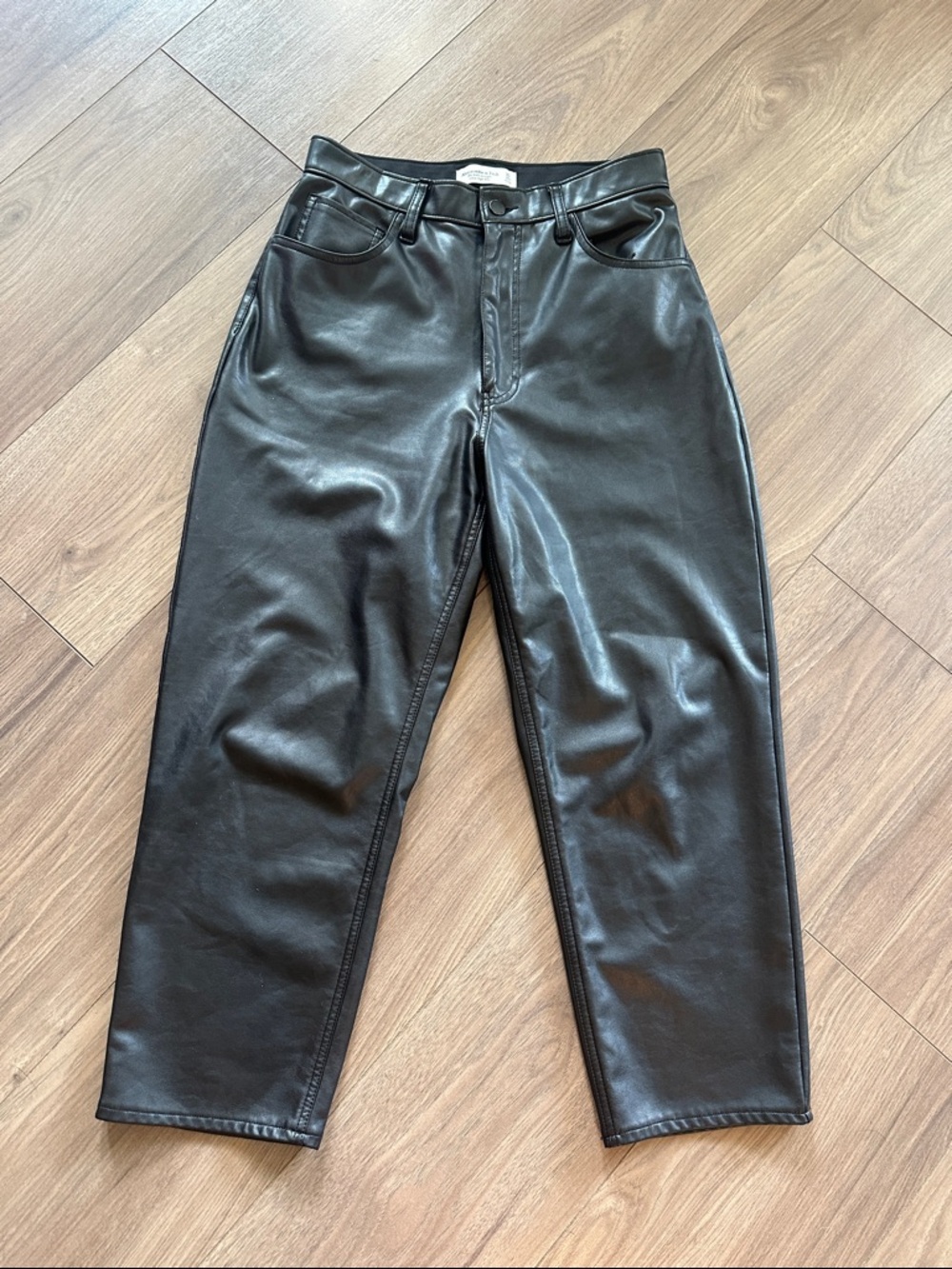 A&F ankle straight ultra high rise faux leather pants size 30 / 10
